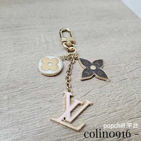 [新年甜價出專櫃5折,銷量最好的吊飾🧧] LV老花粉白SpringStreet掛件鑰匙圈