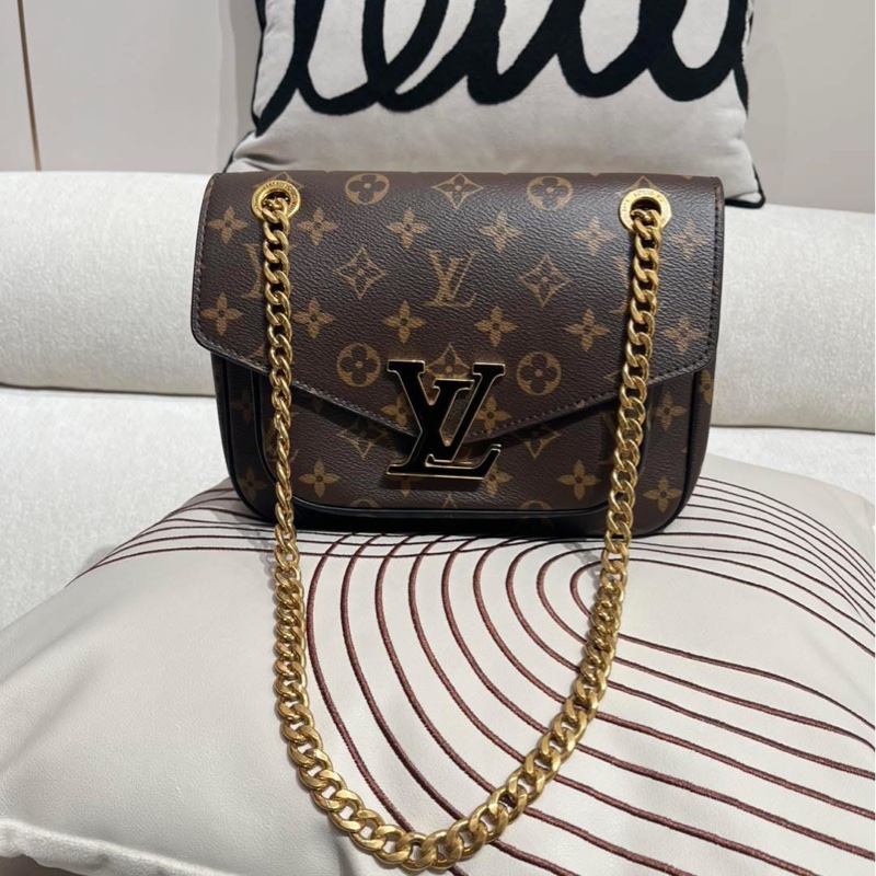 Lv passy chain bag M45592-0