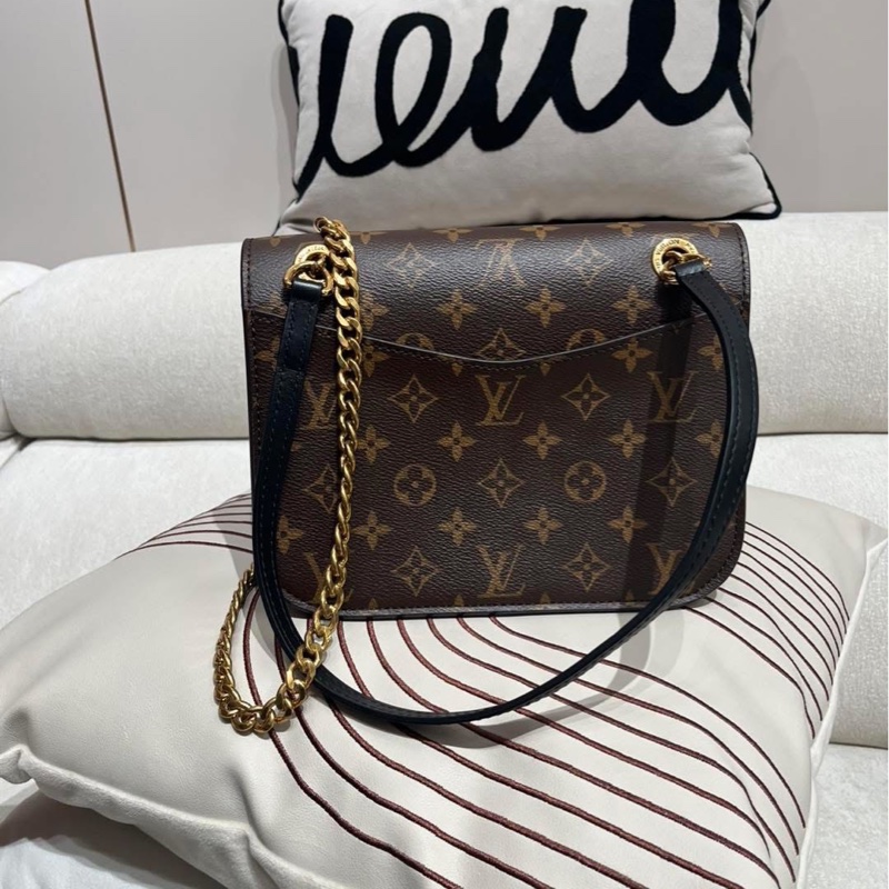 Lv passy chain bag M45592-2