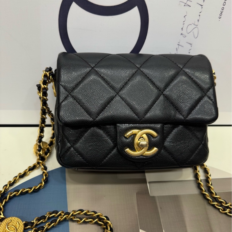 Chanel 牛皮荔枝纹 金币链条方胖子-1