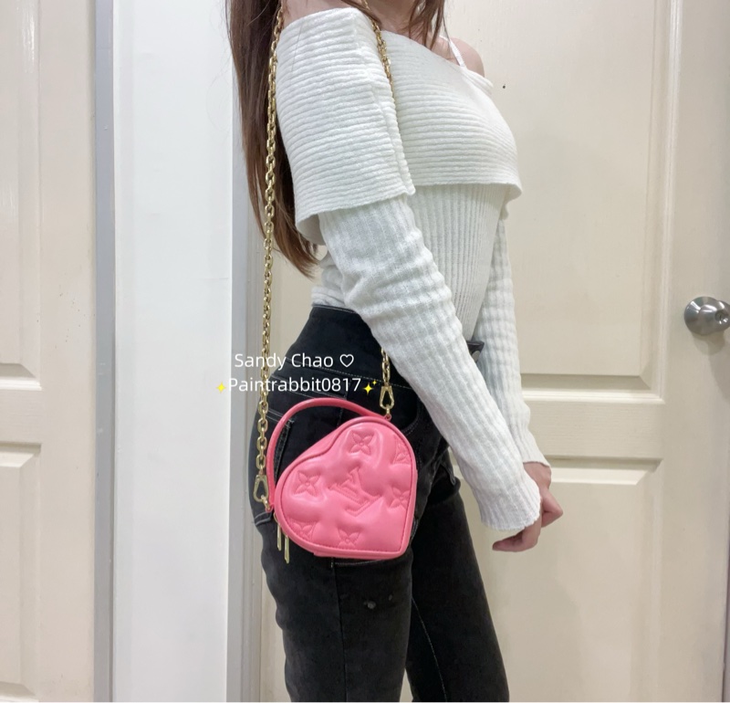 ෆ LV手提愛心小廢包-1