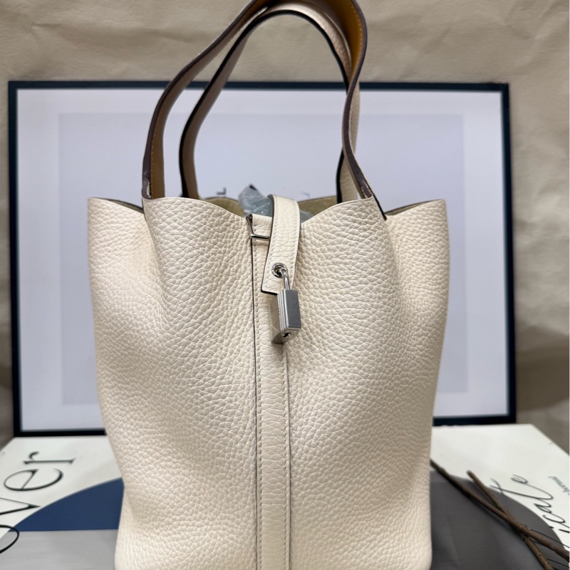 Hermes 爱马仕 奶油白内拼芝麻色 菜篮子22 Z刻 闲置-1