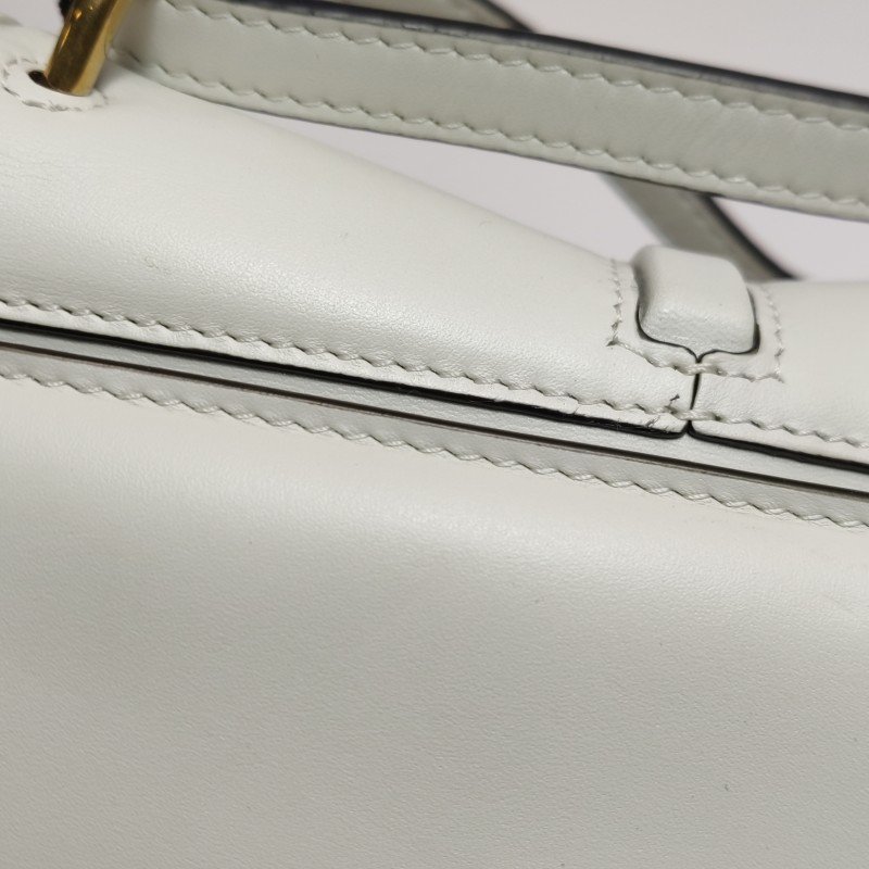 Fendi C’mon小號牛皮純色雙F Logo翻蓋斜挎包單肩包-15