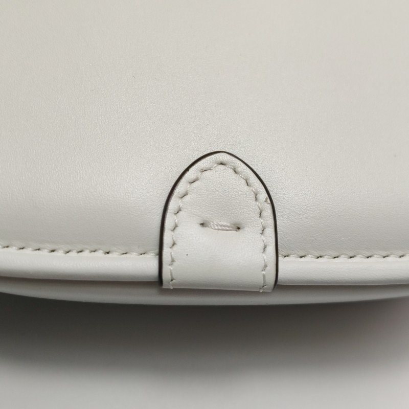 Fendi C’mon小號牛皮純色雙F Logo翻蓋斜挎包單肩包-16