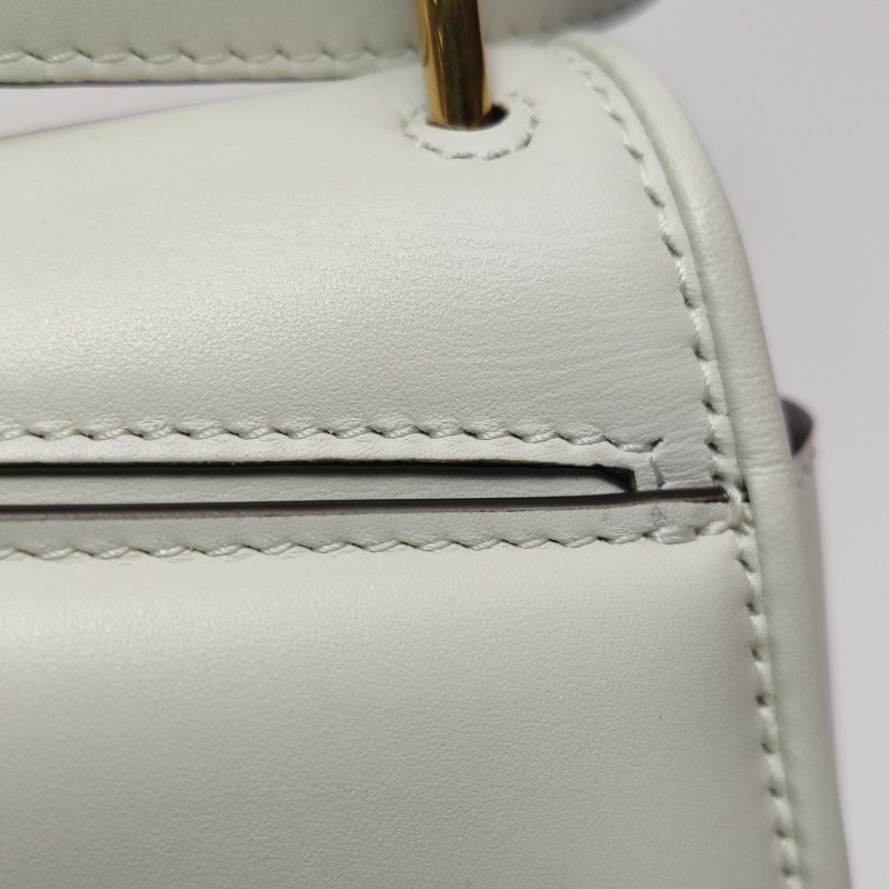 Fendi C’mon小號牛皮純色雙F Logo翻蓋斜挎包單肩包-18