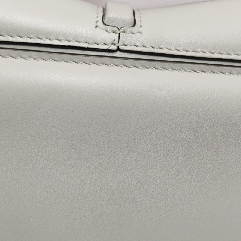 Fendi C’mon小號牛皮純色雙F Logo翻蓋斜挎包單肩包-19