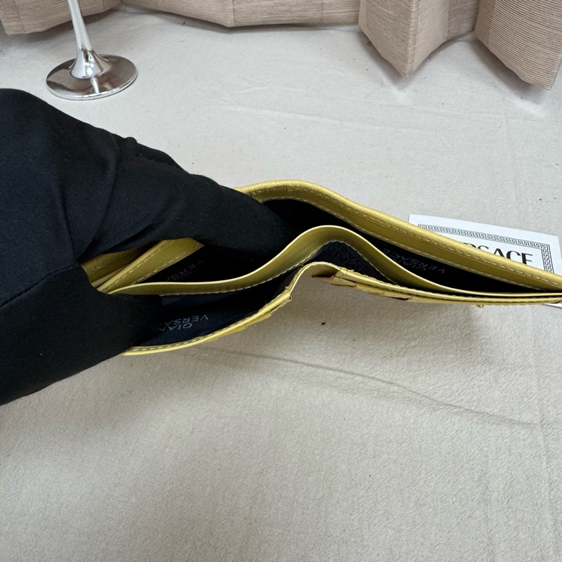 Versace 黃色鴕鳥皮錢包 vintage 二手 中古 稀有-16