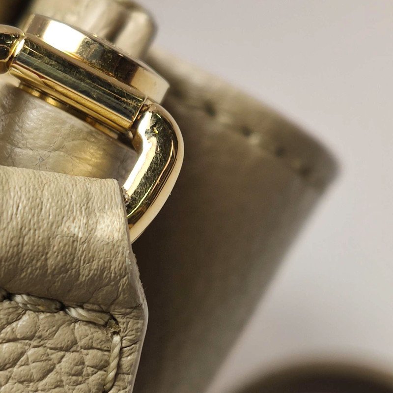 Burberry Title迷你牛皮純色字母Logo鉚釘斜挎包單肩包-10