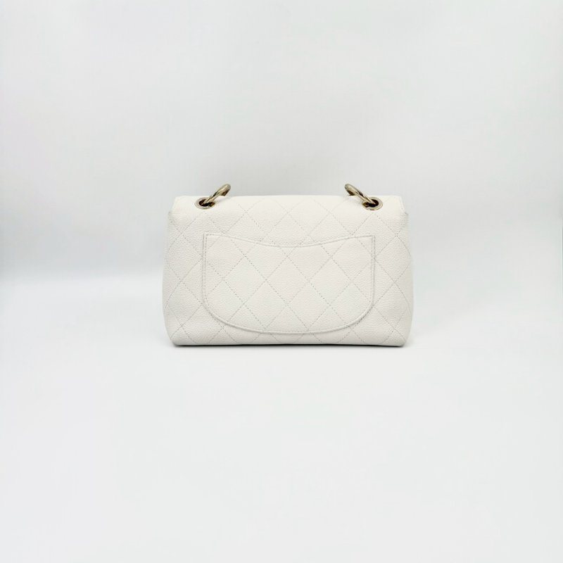 CHANEL白色荔枝牛皮淡金釦側背包(季節限定!尺寸很好用)-3