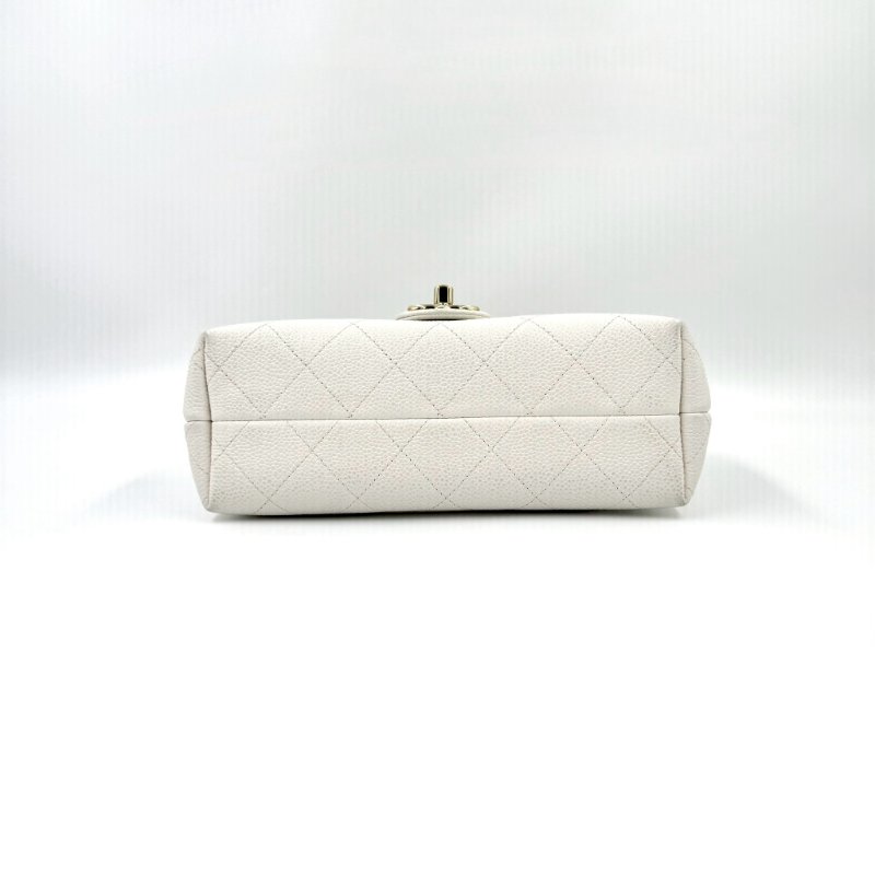 CHANEL白色荔枝牛皮淡金釦側背包(季節限定!尺寸很好用)-6