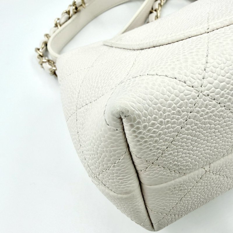 CHANEL白色荔枝牛皮淡金釦側背包(季節限定!尺寸很好用)-20