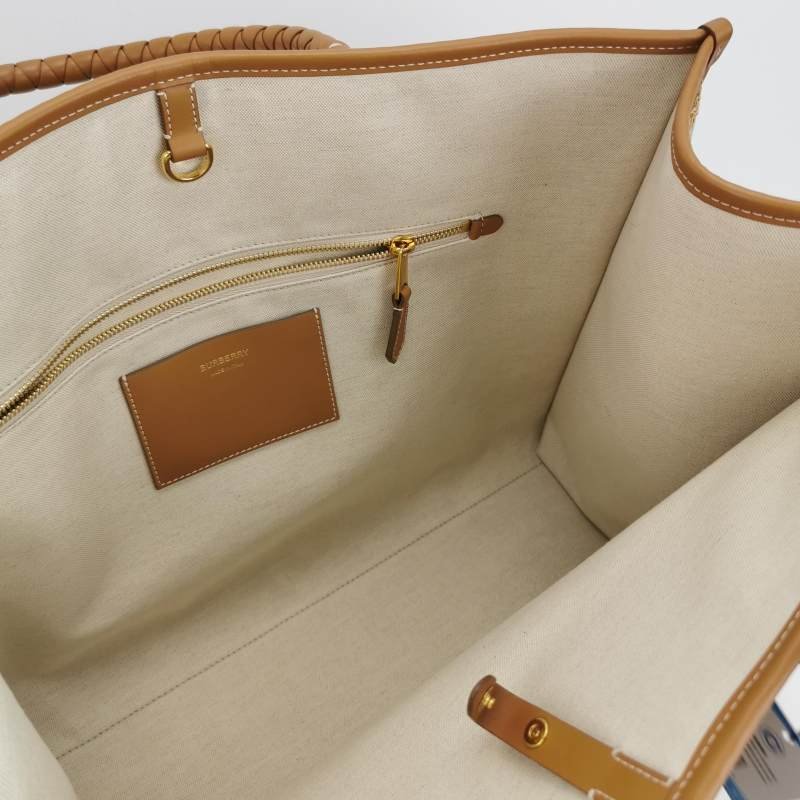 Burberry Freya 大號牛皮編織包身TB標識圖案手提包-6