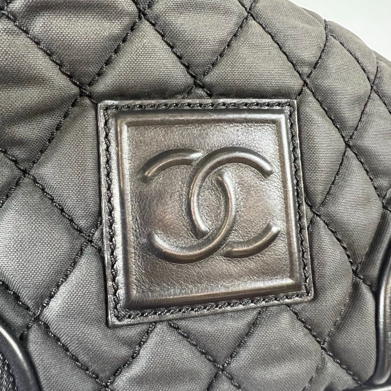 CHANEL 肩背包尼龍黑方格 11開-7