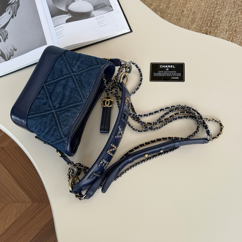 Chanel香奈兒牛仔流浪包小號手柄款-1