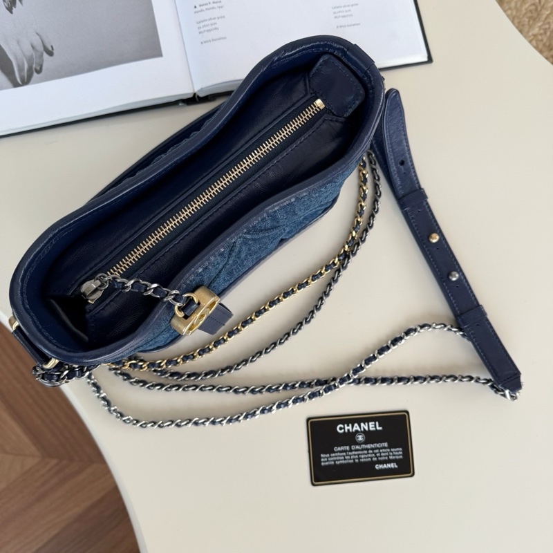 Chanel香奈兒牛仔流浪包小號手柄款-7