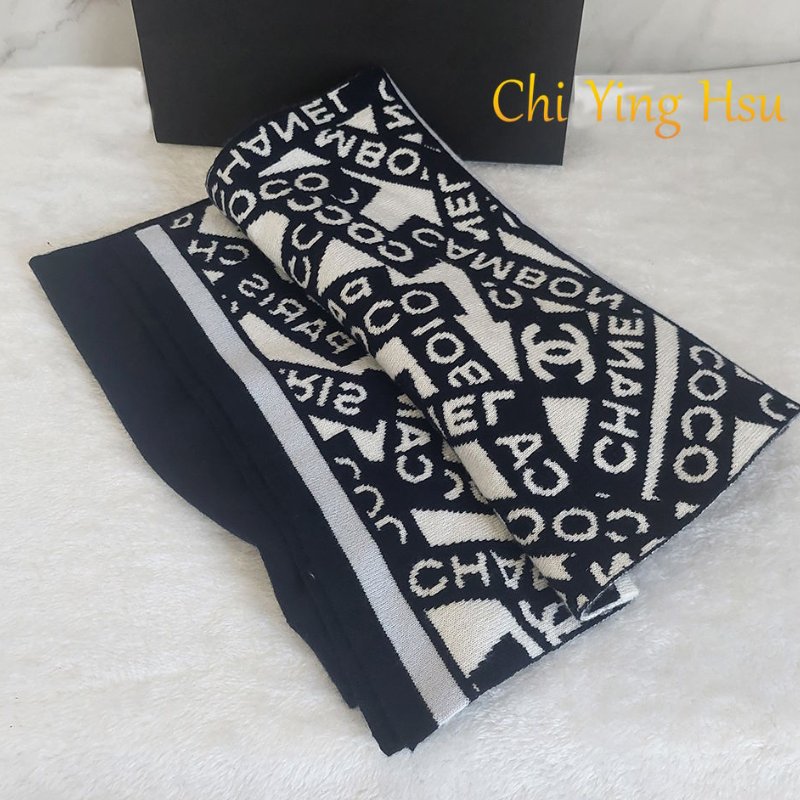 CHANEL香奈兒 經典雙C文字LOGO 羊絨圍巾~(海軍藍)-27