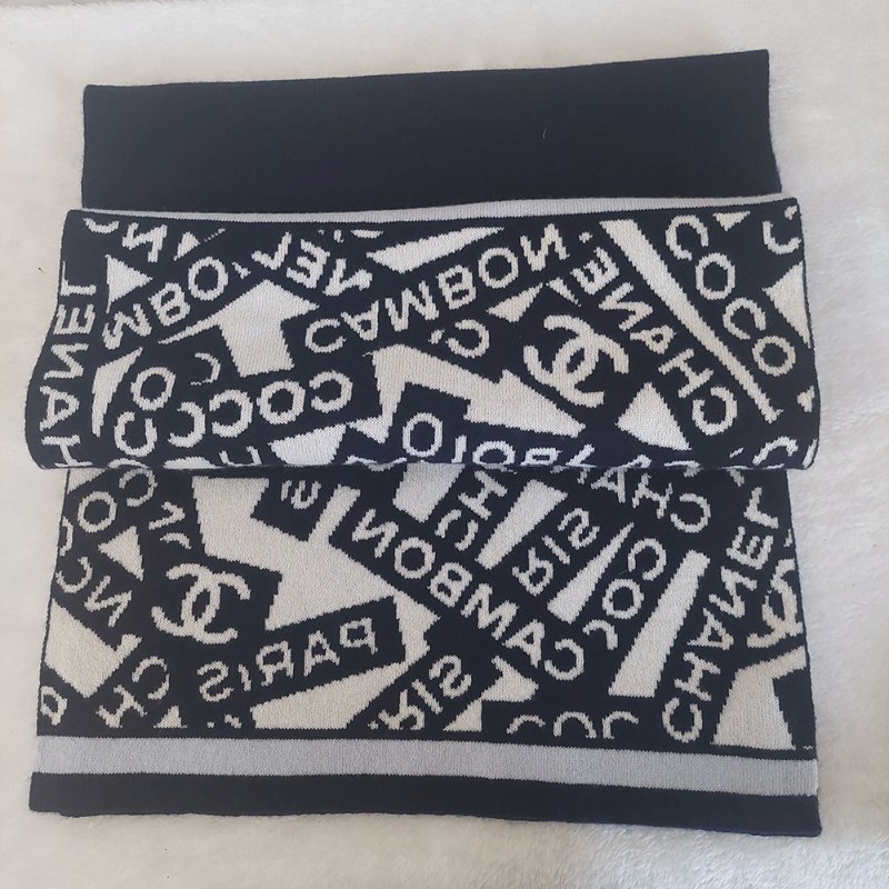 CHANEL香奈兒 經典雙C文字LOGO 羊絨圍巾~(海軍藍)-35