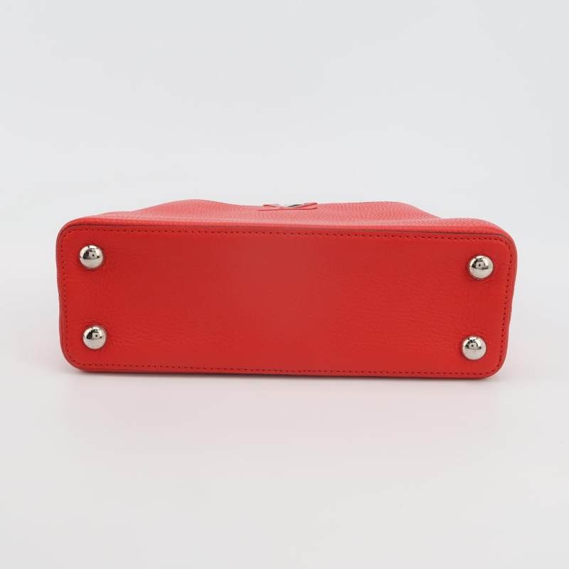 Louis Vuitton(LV)CapucinesBB牛皮純色金屬LV搭扣斜挎包-5