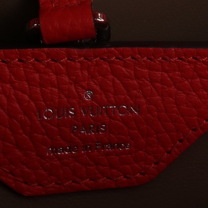 Louis Vuitton(LV)CapucinesBB牛皮純色金屬LV搭扣斜挎包-7