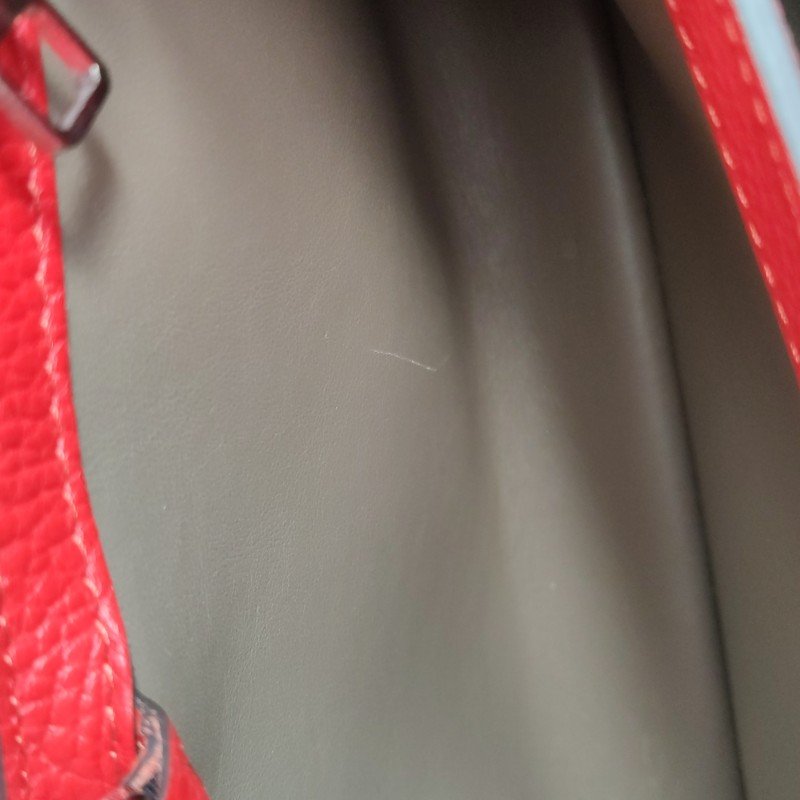 Louis Vuitton(LV)CapucinesBB牛皮純色金屬LV搭扣斜挎包-9