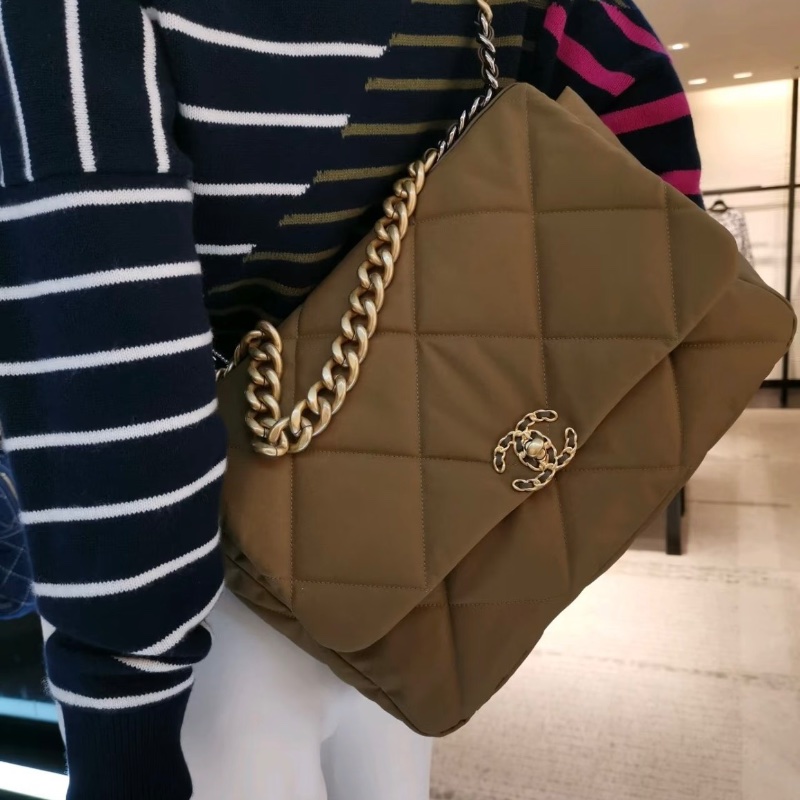 Chanel19bag青銅色 金扣大號帆布36*25*11 99新配件塵袋保卡-0