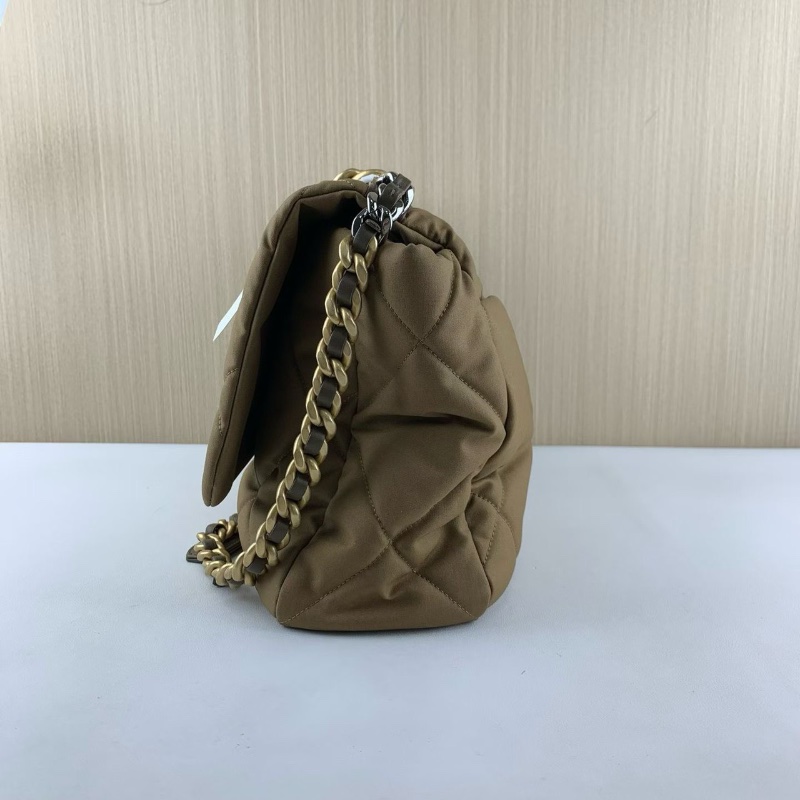 Chanel19bag青銅色 金扣大號帆布36*25*11 99新配件塵袋保卡-6