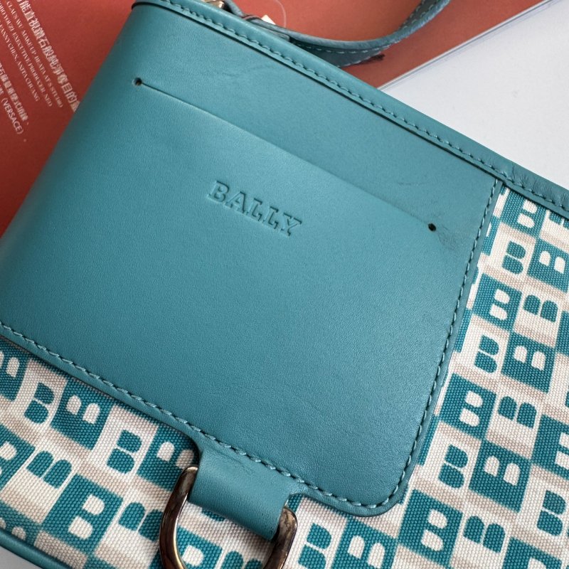 🎆超輕包身 Bally 水藍色布+皮革邊斜背小包-10