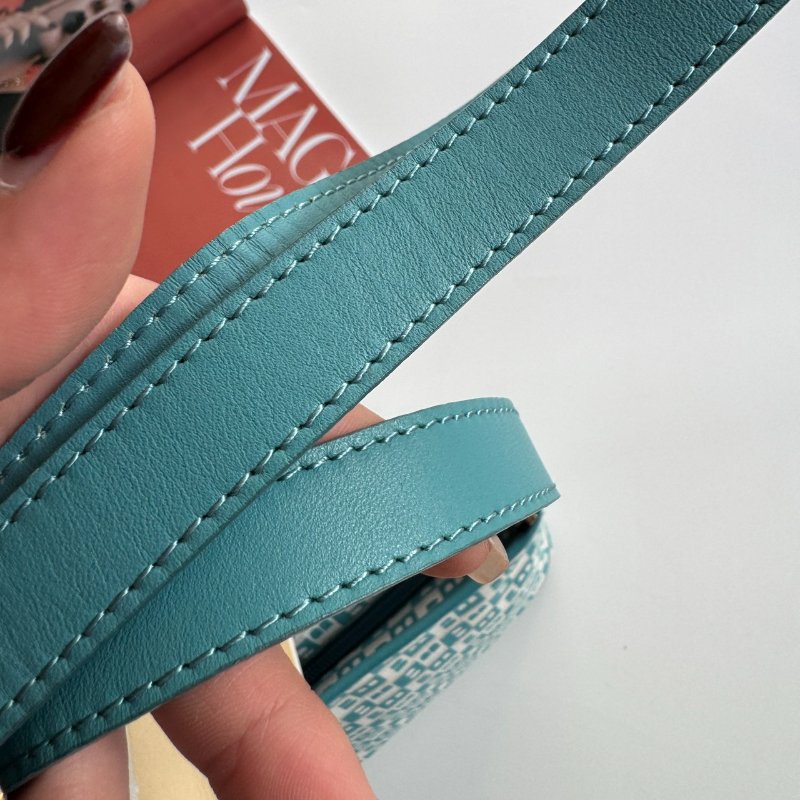🎆超輕包身 Bally 水藍色布+皮革邊斜背小包-15