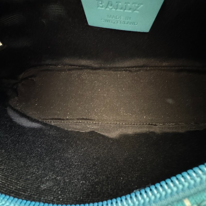 🎆超輕包身 Bally 水藍色布+皮革邊斜背小包-18