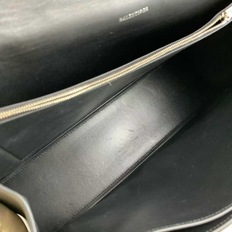 Balenciaga 腋下沙漏包 Crush 銀扣39*23 98新配件塵袋-4