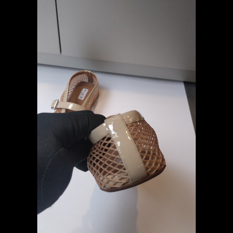 Alaia 駝色網狀平底鞋-7