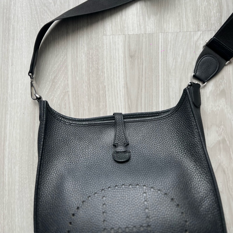 Hermes Evelyne 29 CM 黑色銀扣  正常使用痕跡 防塵套盒子紙卡都在-3