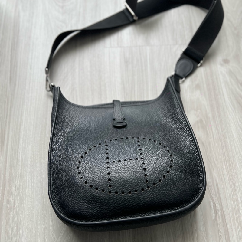 Hermes Evelyne 29 CM 黑色銀扣  正常使用痕跡 防塵套盒子紙卡都在-4