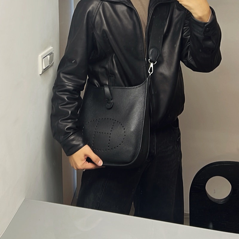 Hermes Evelyne 29 CM 黑色銀扣  正常使用痕跡 防塵套盒子紙卡都在-11