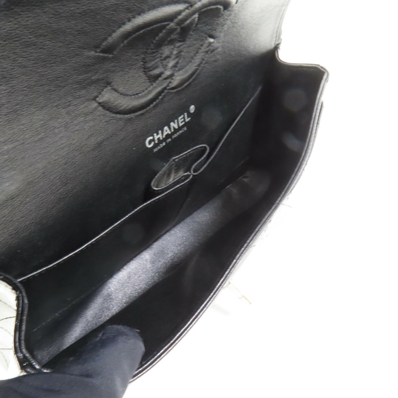 CHANEL 漆皮皮革Classic 25銀扣鏈帶肩背袋-4