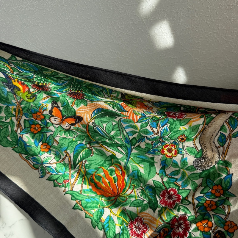 最美的愛馬仕三角披肩花豹-1