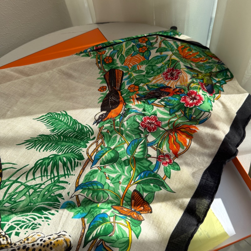 最美的愛馬仕三角披肩花豹-4