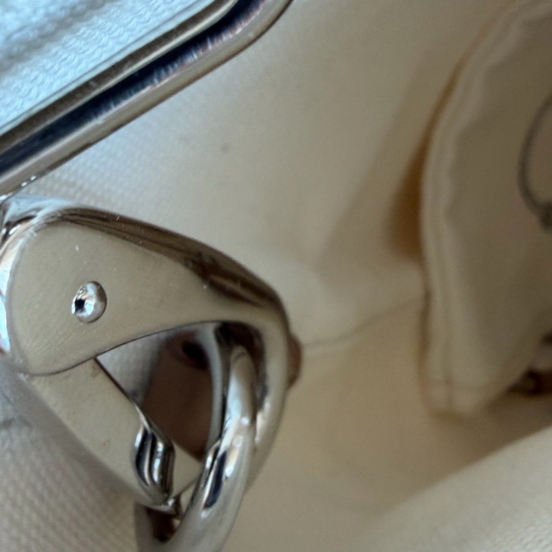 Prada 白色手提斜挎兩用包 內裡小包🩷-6