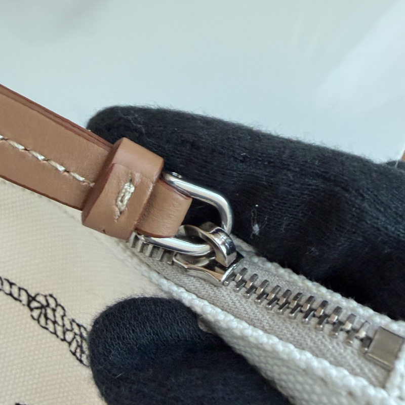 Prada 白色手提斜挎兩用包 內裡小包🩷-8