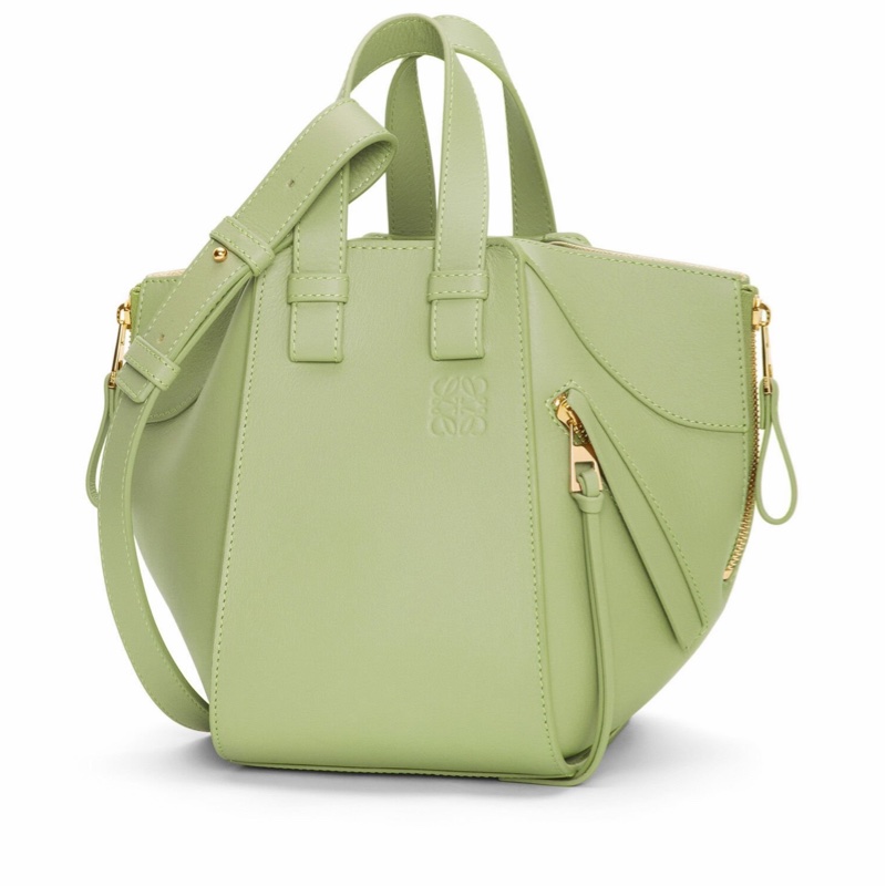 Loewe 女士 徽標單肩包均碼碼20.8cm*14.4cm*19.5cm-0