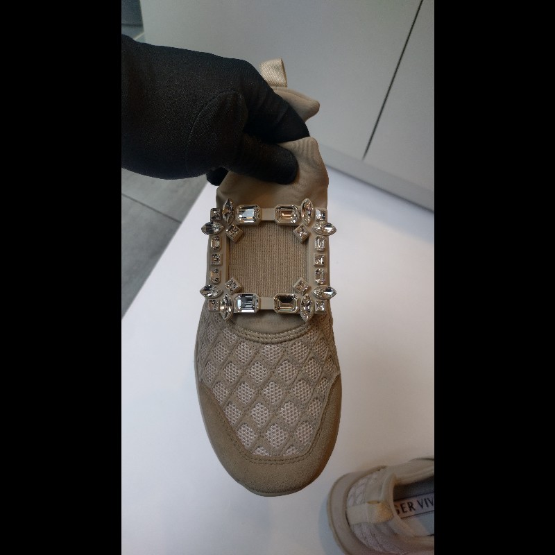 Roger Vivier 駝色布方框水鑽休閒鞋-4