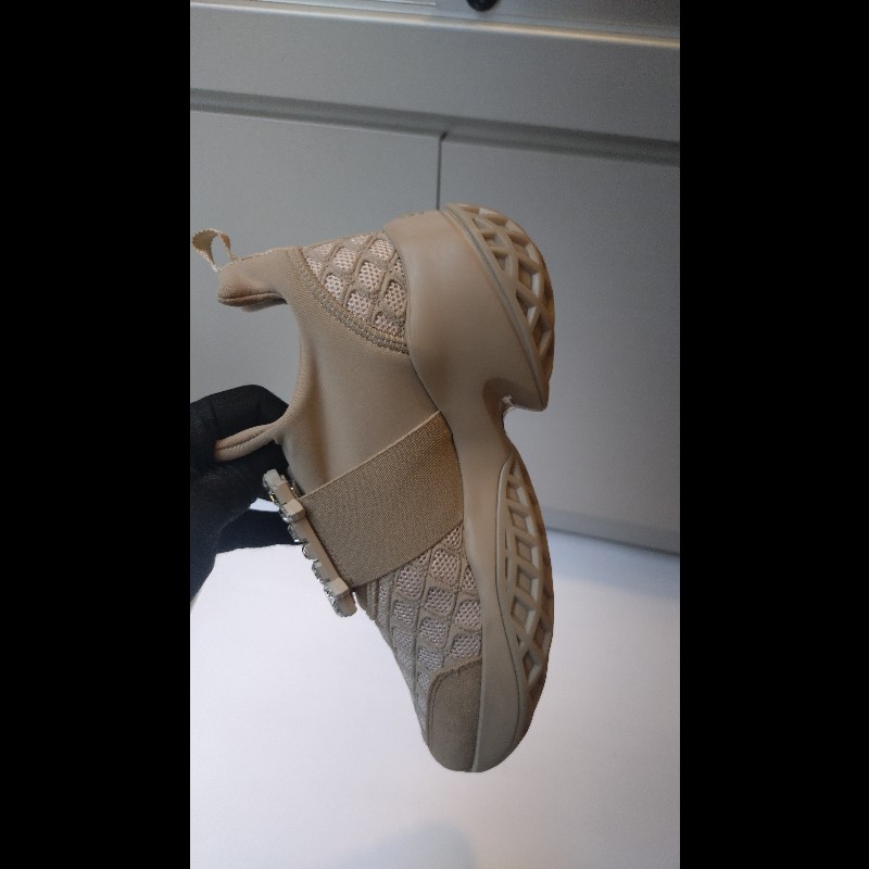 Roger Vivier 駝色布方框水鑽休閒鞋-6