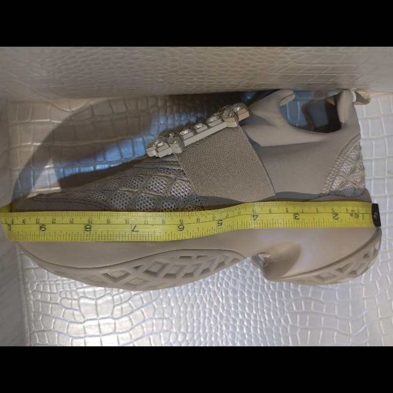 Roger Vivier 駝色布方框水鑽休閒鞋-15