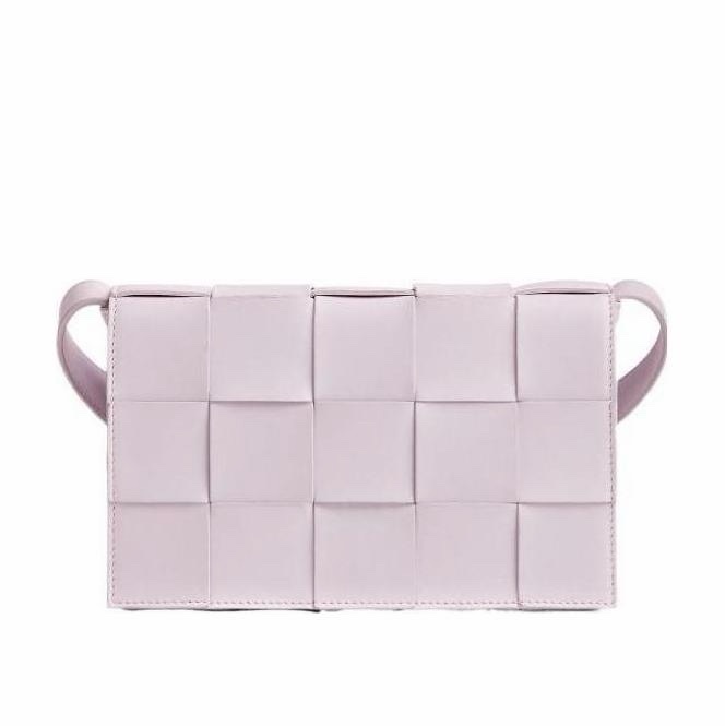 Bottega Veneta 女士 CASSETTE斜挎包均碼碼23cm*5.5cm*15cm-0