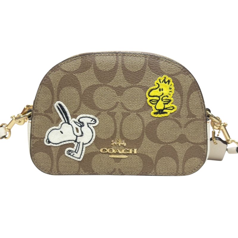 Coach 聯乘 Snoopy 斜揹袋-2