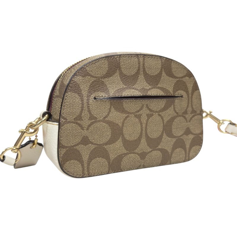 Coach 聯乘 Snoopy 斜揹袋-9