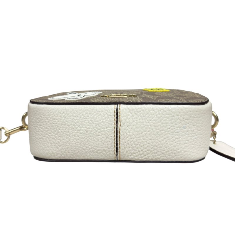 Coach 聯乘 Snoopy 斜揹袋-15