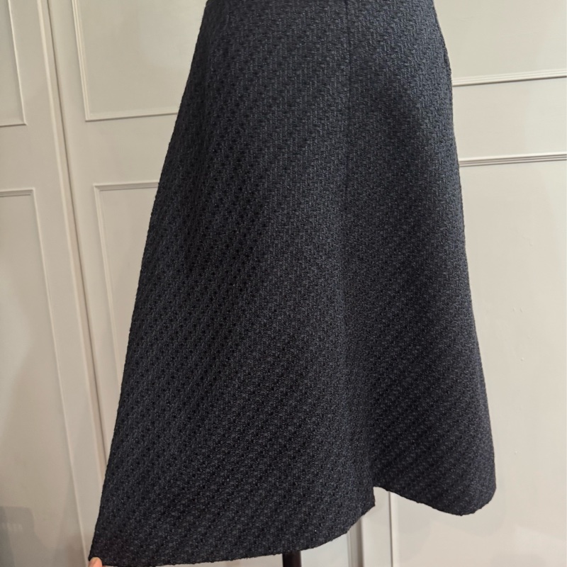 《新歡舊愛》正品CHANEL深藍色毛呢喃料A字型及膝裙38-6