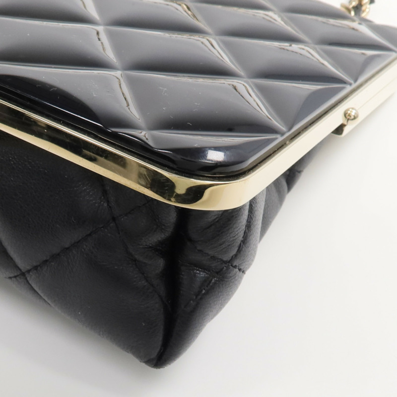 CHANEL 羊皮皮革/漆皮皮革Chain Clutch Shoulder金扣鏈帶肩背袋-7