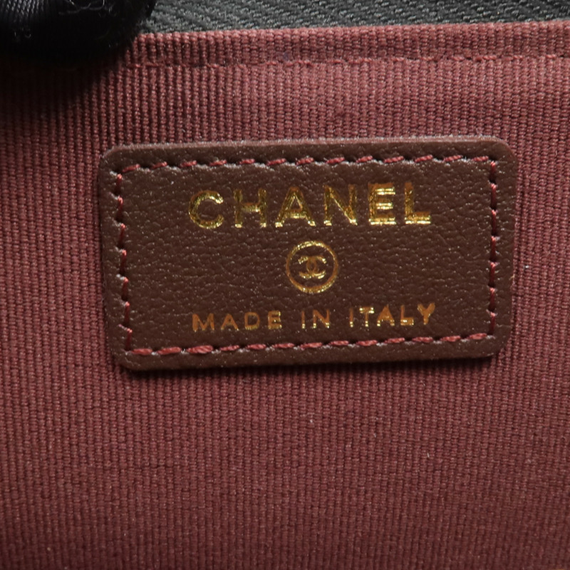 CHANEL 羊皮皮革Wallet金扣錢包-12